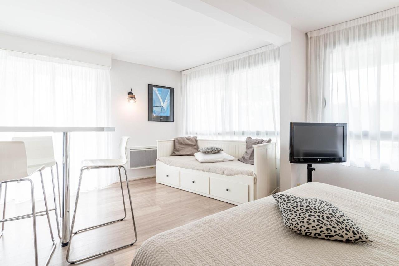 Residence Le Crystal Динар Экстерьер фото