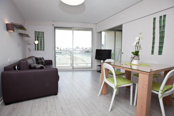 Residence Le Crystal Динар Экстерьер фото
